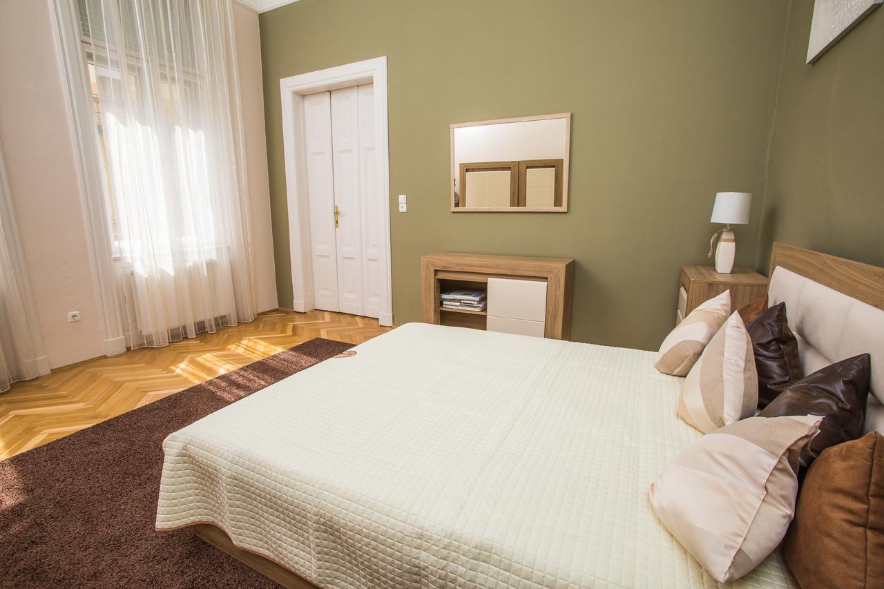 Novak Apartman Seghedin Exterior foto